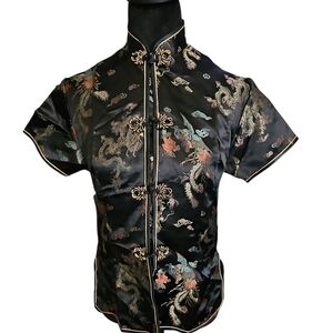 Vintage Oriental dragon blouse beautiful Peter pan collar style shirt Size small